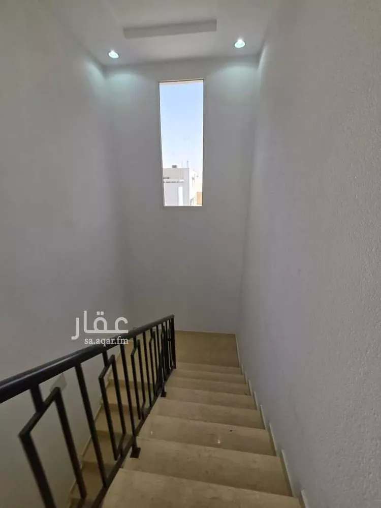 Floor for Sale in Riyadh Al Hazm 11