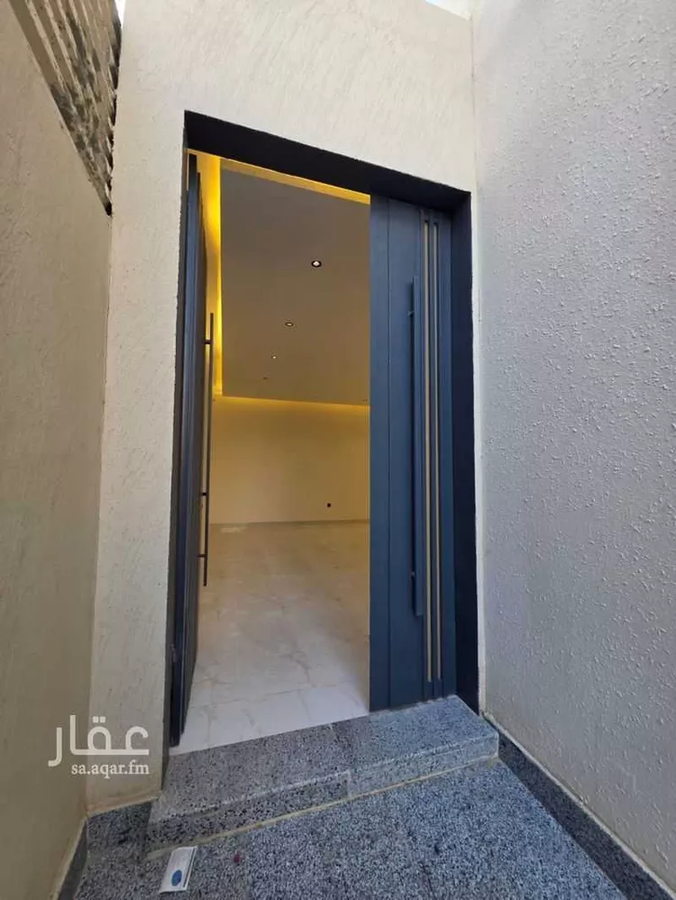 Floor for Sale in Riyadh Tuwaiq 6
