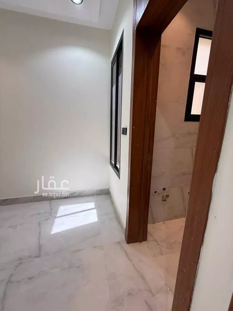 دور للبيع في شارع عمر بن فهد المكي, حي طويق, مدينة الرياض, منطقة الرياض 12