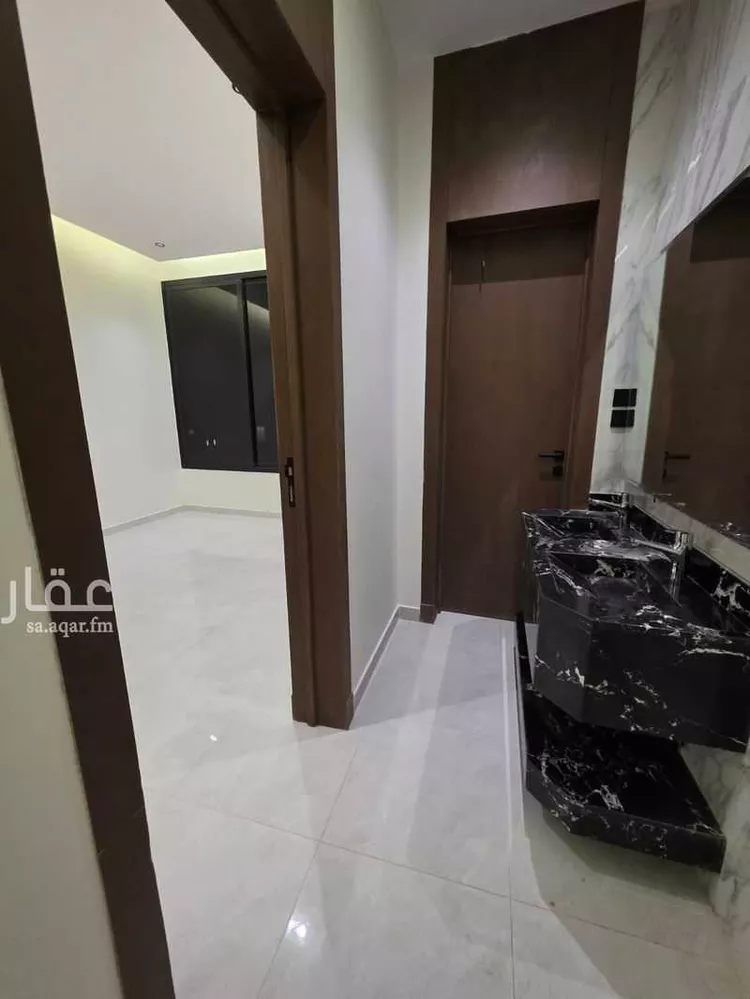 دور للبيع في شارع عبدالرحمن الدمياطي, حي طويق, مدينة الرياض, منطقة الرياض 8