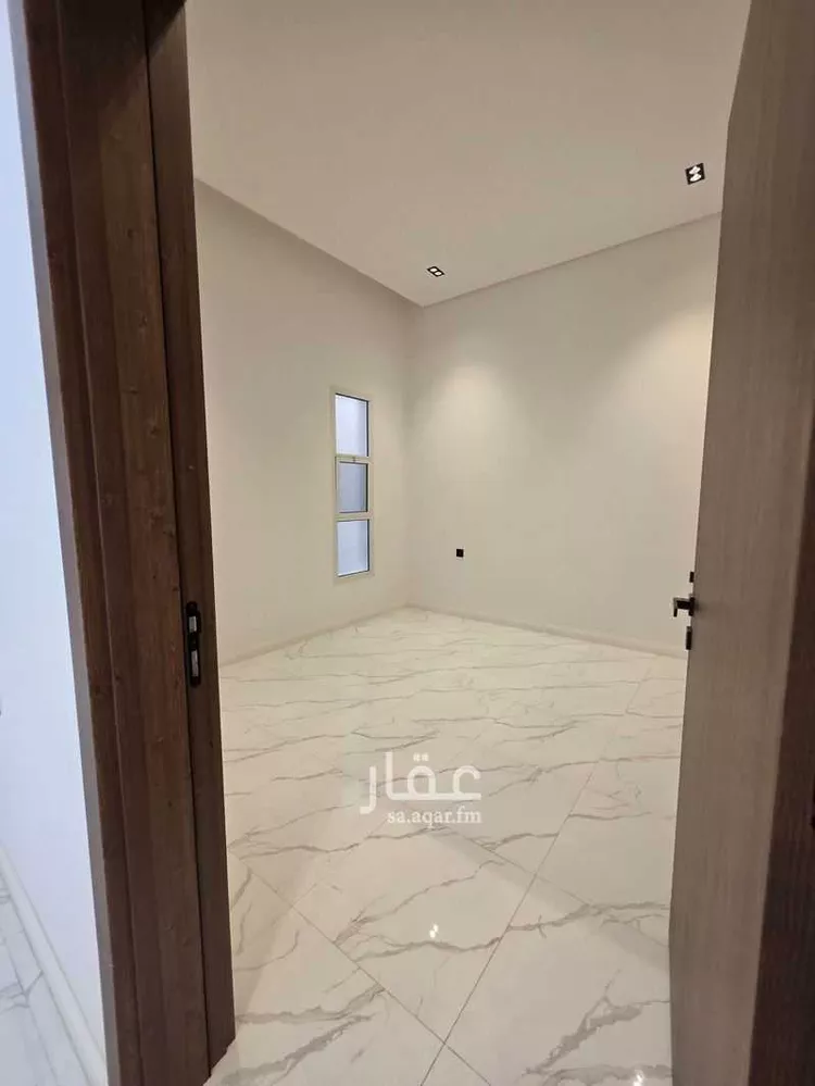 دور للبيع في شارع إبراهيم النبراوي, حي الحزم, مدينة الرياض, منطقة الرياض 7