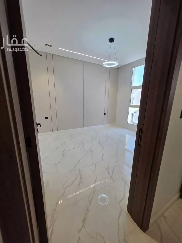 Floor for Sale in Riyadh Al Hazm 8