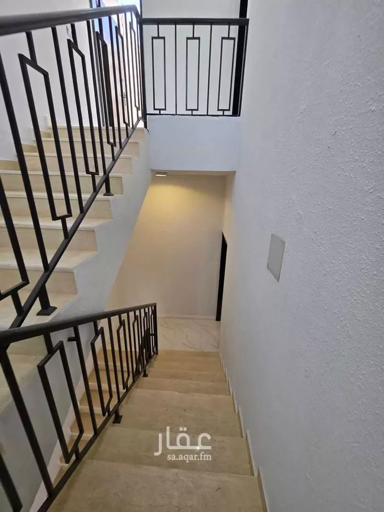 Floor for Sale in Riyadh Al Hazm 10