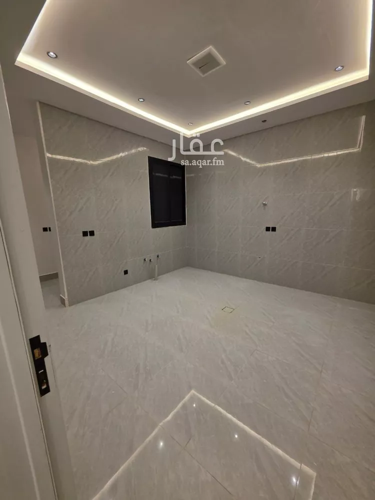 دور للبيع في شارع الامام البخاري, حي بدر, مدينة الرياض, منطقة الرياض صورة 5