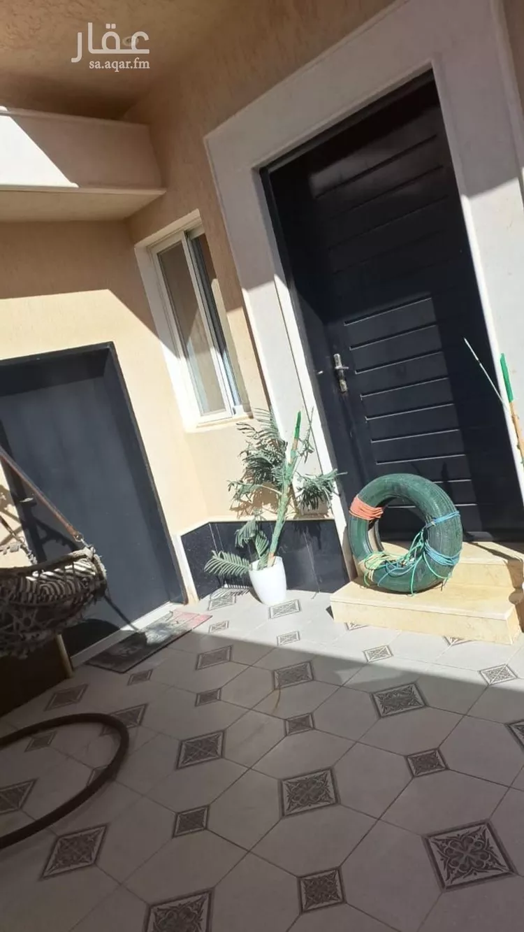 فيلا للبيع في شارع احمد الزنجاني, حي شبرا, مدينة الرياض, منطقة الرياض صورة 4