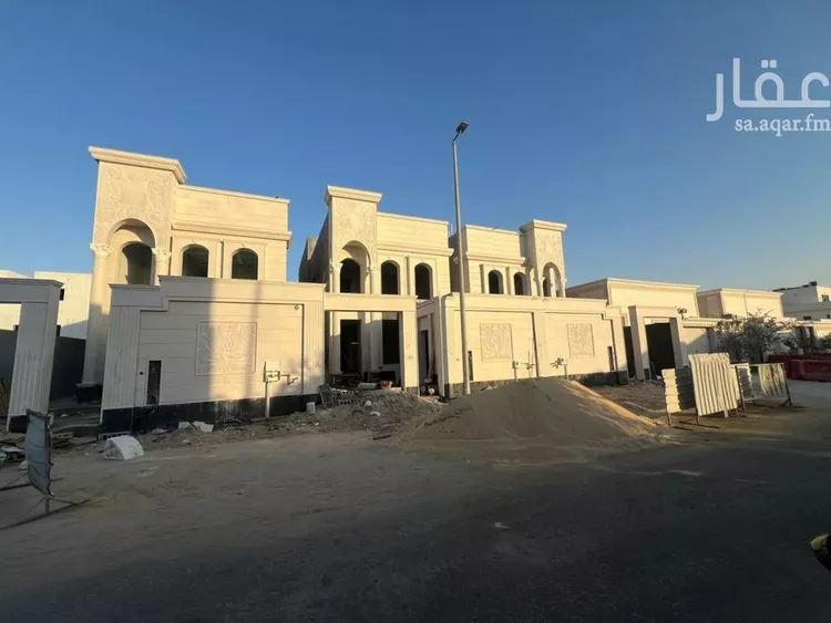 فيلا للبيع في شارع محمد بن ابي دينار, حي الصواري, مدينة الخبر, المنطقة الشرقية صورة 2