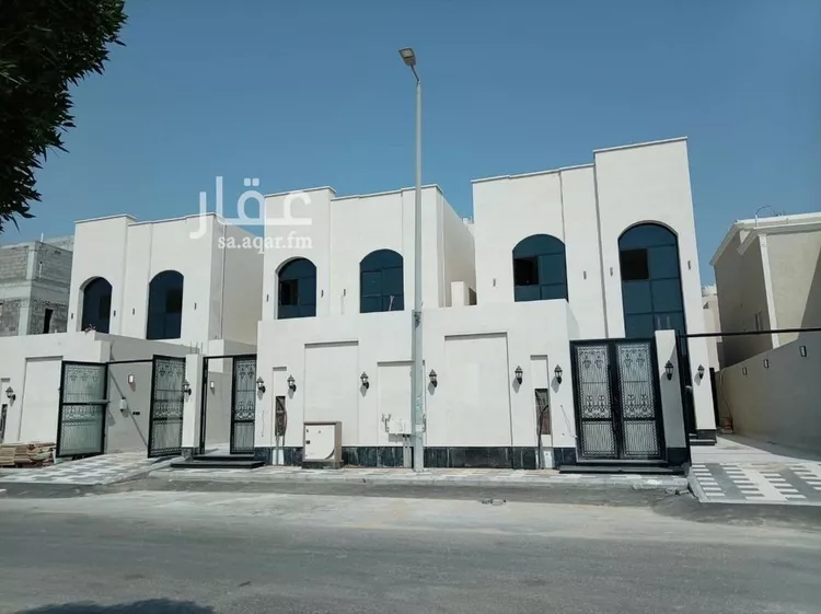 فيلا للبيع في شارع البكيريه, حي الصواري, مدينة الخبر, المنطقة الشرقية