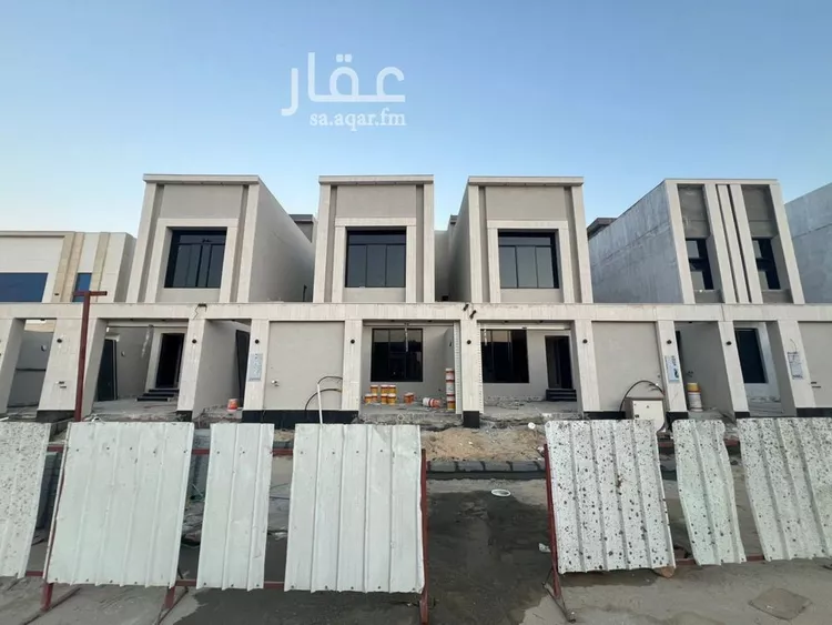 فيلا للبيع في شارع المكاسب, حي الأمواج, مدينة الخبر, المنطقة الشرقية