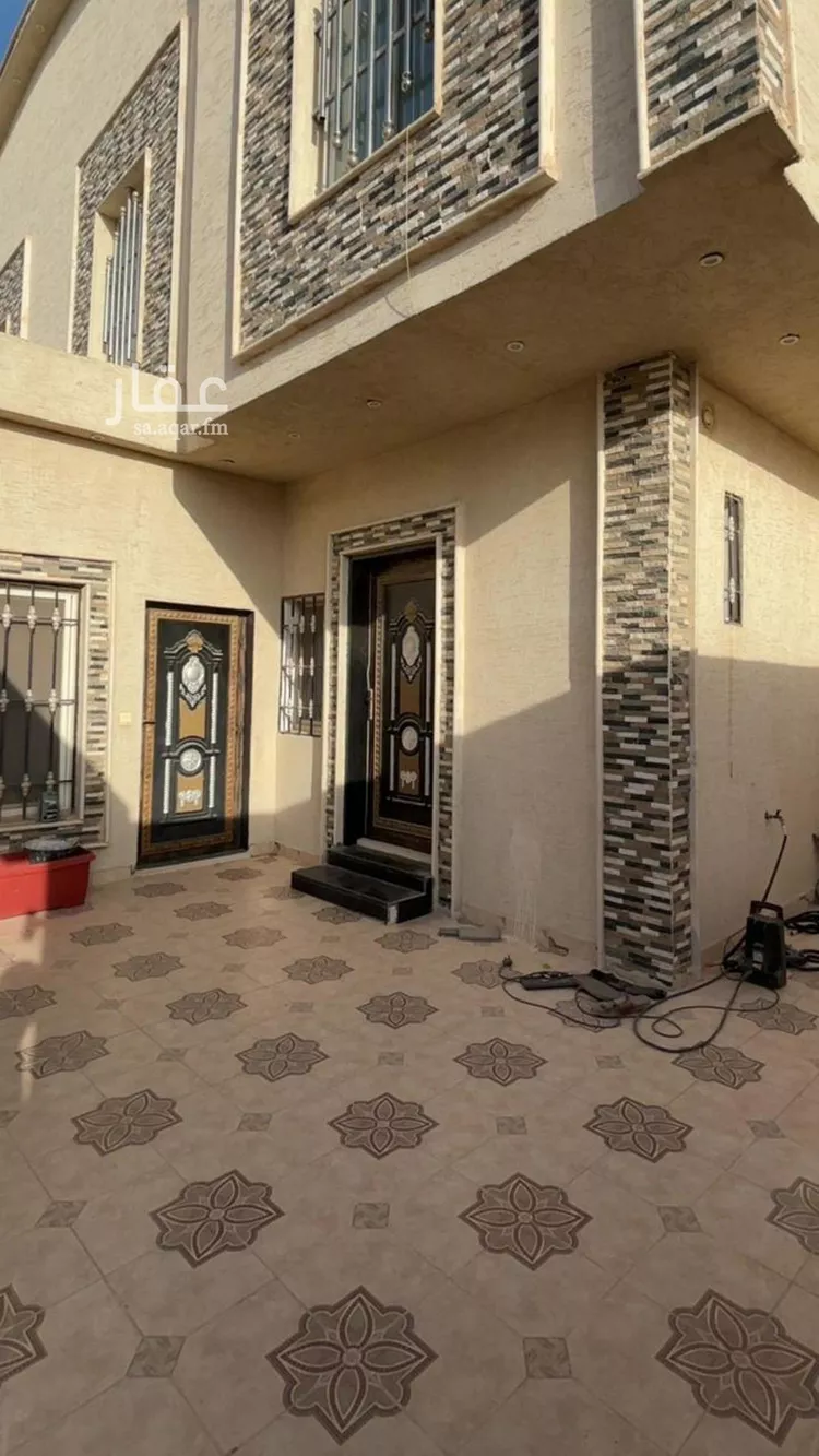فيلا للبيع في شارع رقم 181, حي ظهرة لبن, مدينة الرياض, منطقة الرياض صورة 3