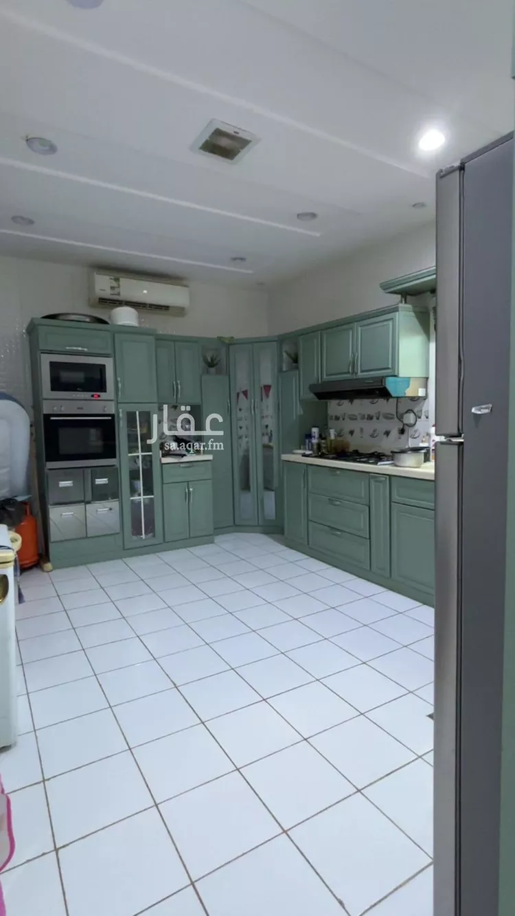 فيلا للبيع في شارع رقم 181, حي ظهرة لبن, مدينة الرياض, منطقة الرياض صورة 2