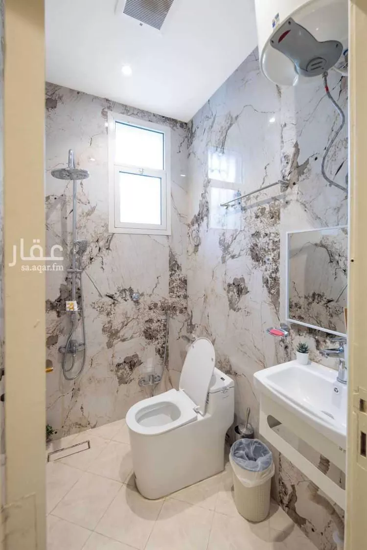 عمارة للبيع في شارع سماحة الشيخ محمد بن صالح بن محمد العثي, حي أم الحمام الغربي, مدينة الرياض, منطقة الرياض 13