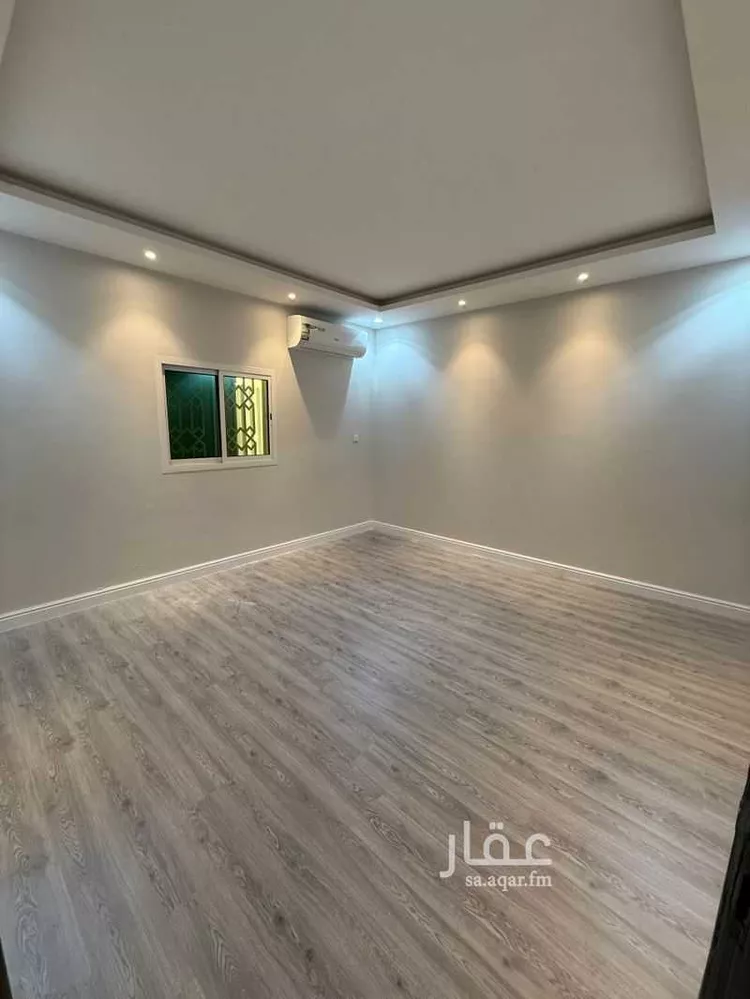 شقة للإيجار في شارع سماحة الشيخ محمد بن صالح بن محمد العثي, حي أم الحمام الغربي, مدينة الرياض, منطقة الرياض صورة 3