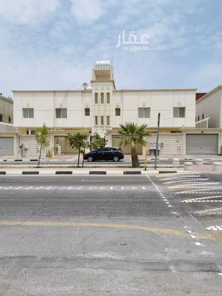 عمارة للبيع في شارع الثامن عشر, حي المريكبات, مدينة الدمام, المنطقة الشرقية
