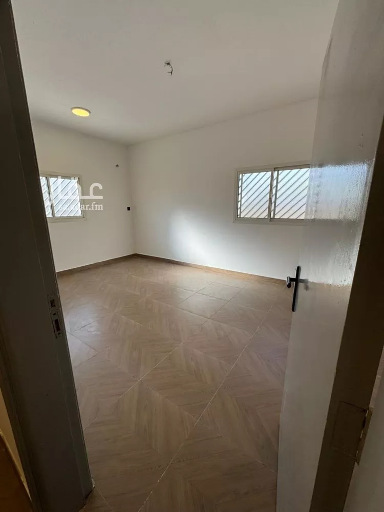 Floor for Rent in Riyadh Al Malaz صورة 4