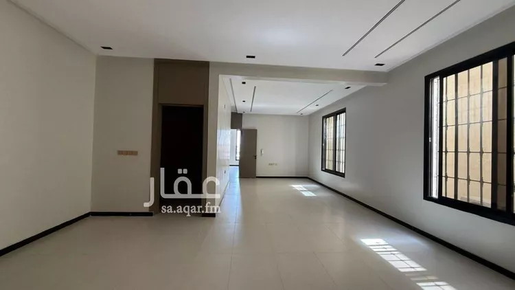 Floor for Rent in Riyadh Al Janadriyah صورة 3