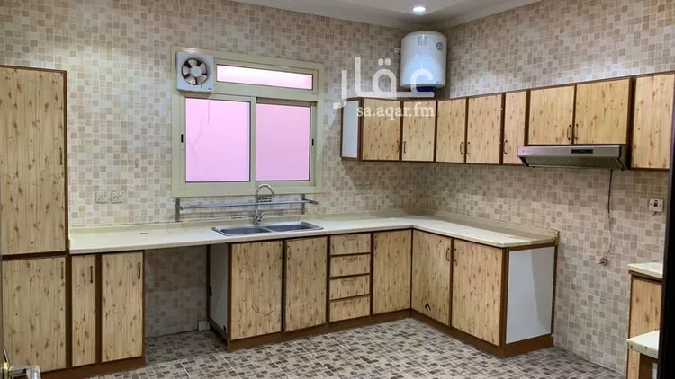 Floor for Rent in Riyadh Al Yasmin صورة 2