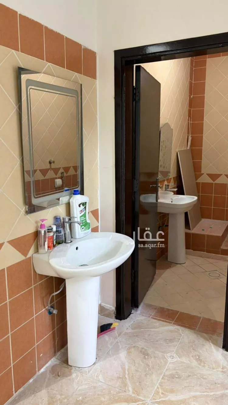 شقة للبيع في شارع وادي الخضارم, حي بدر, مدينة الرياض, منطقة الرياض صورة 4