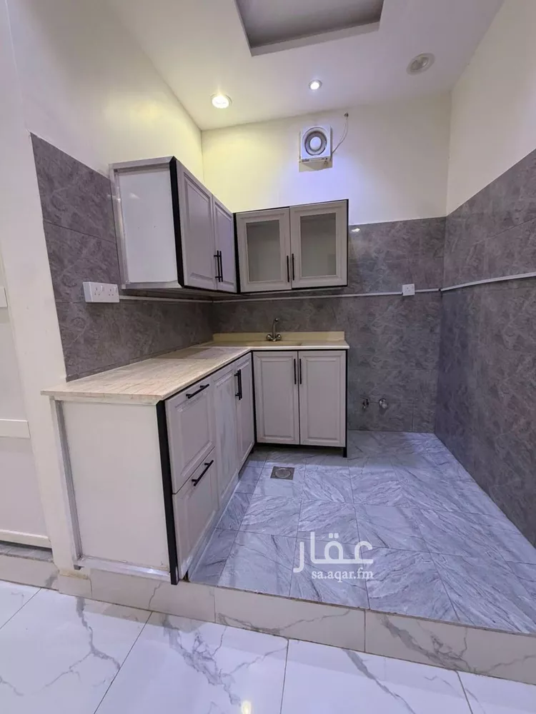 شقة للإيجار في شارع ابراهيم الهلالي, حي القادسية, مدينة الرياض, منطقة الرياض صورة 3