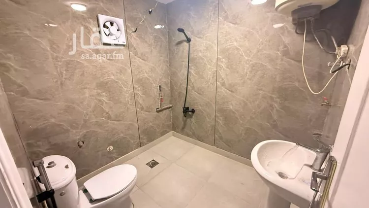شقة للإيجار في شارع ابن الرومي, حي السليمانية, مدينة الرياض, منطقة الرياض صورة 3