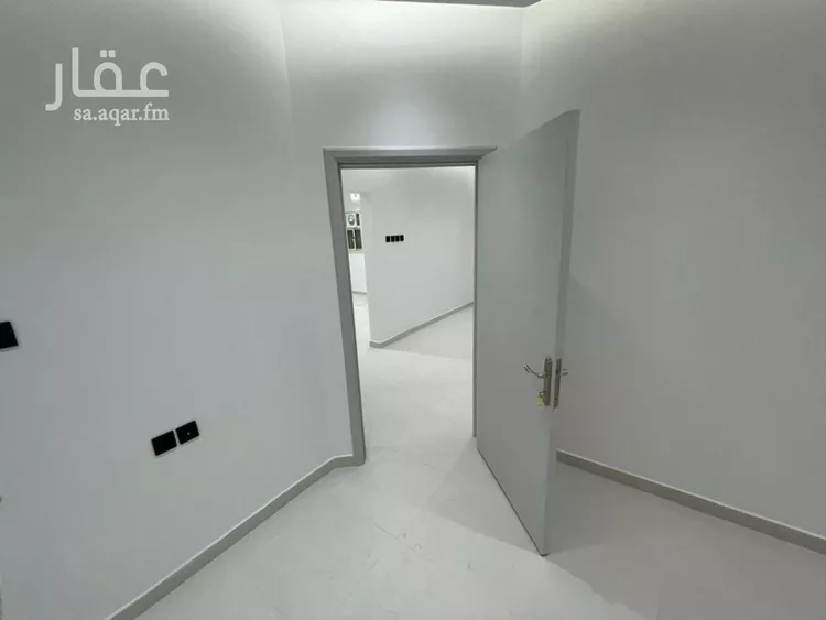 شقة للإيجار في شارع وادي درعة, حي غرناطة, مدينة الرياض, منطقة الرياض صورة 4