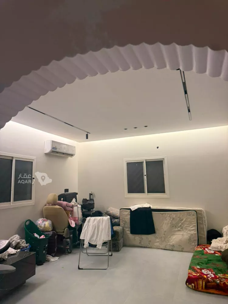 فيلا للبيع في شارع البلقاء, حي المونسية, مدينة الرياض, منطقة الرياض 12
