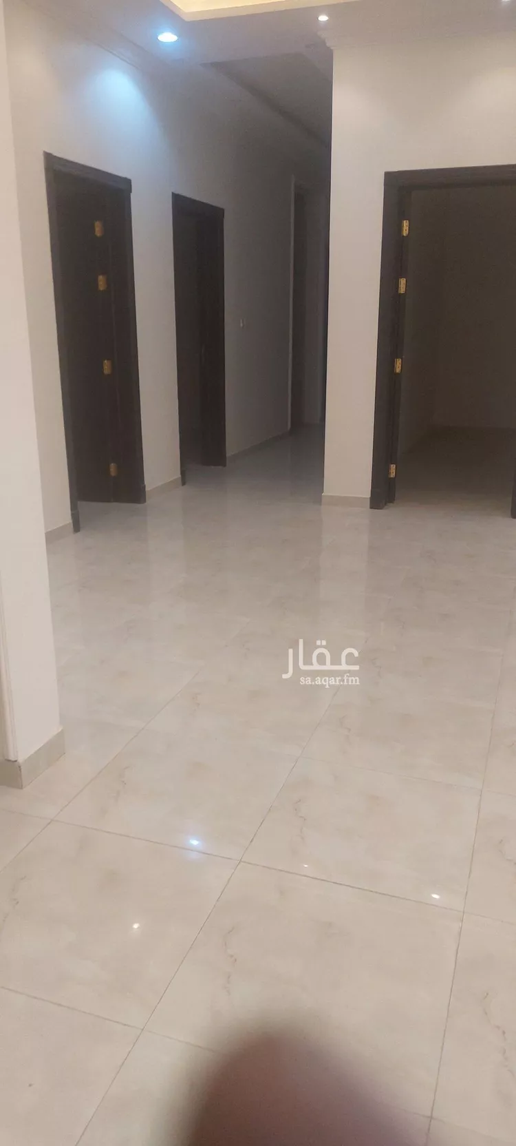 دور للبيع في شارع ديراب , حي عكاظ, مدينة الرياض, منطقة الرياض صورة 4