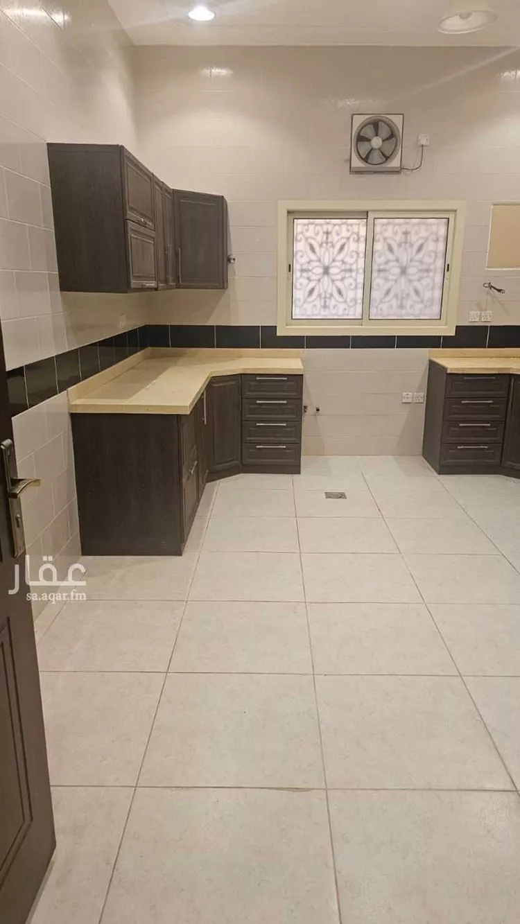 فيلا للإيجار في شارع تربة, حي الصحافة, مدينة الرياض, منطقة الرياض صورة 4
