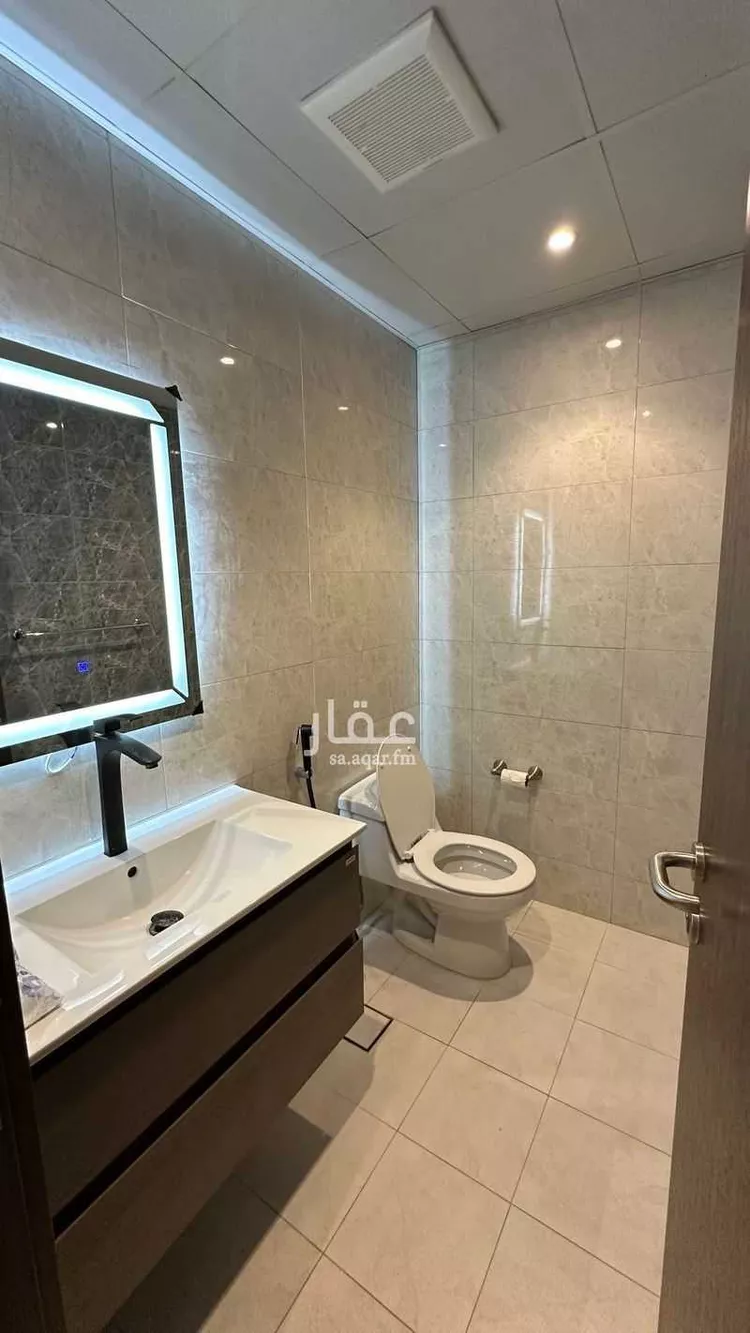 شقة للبيع في شارع ثابت بن صهيب, حي الروابي, مدينة الخبر, المنطقة الشرقية 6