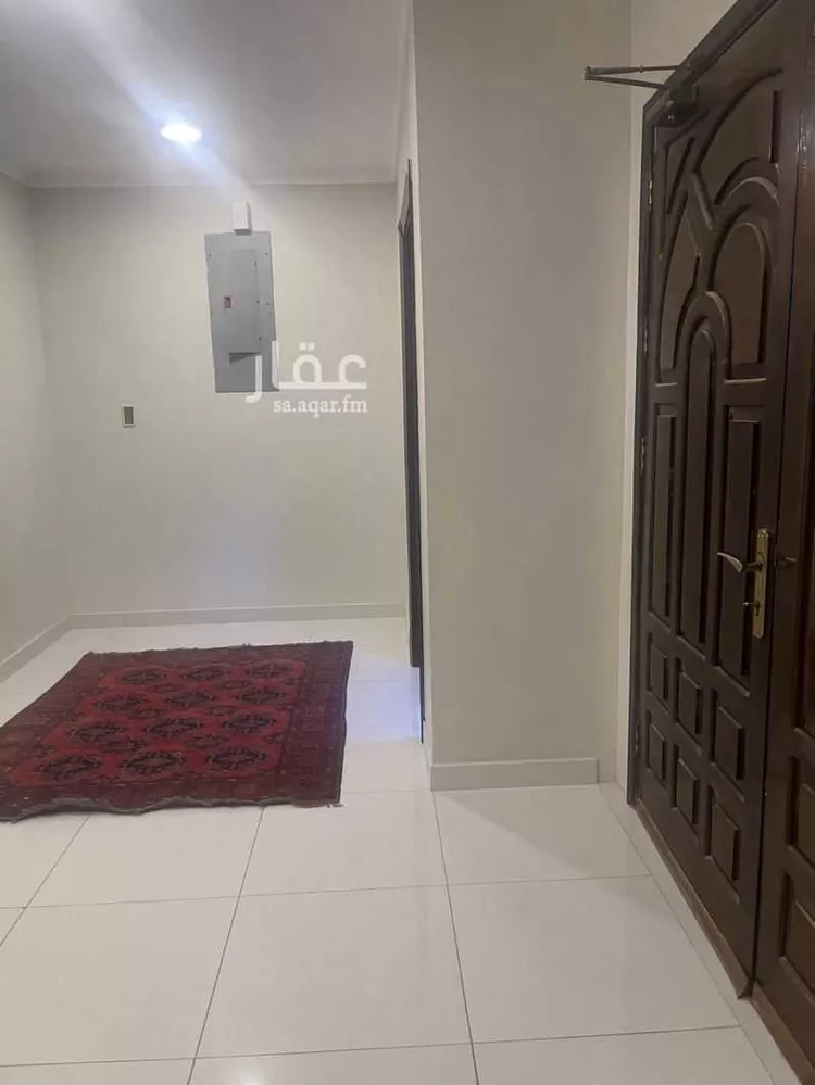 فيلا للبيع في شارع اوس بن ثابت, حي الدوحة الشمالية, مدينة الظهران, المنطقة الشرقية صورة 3