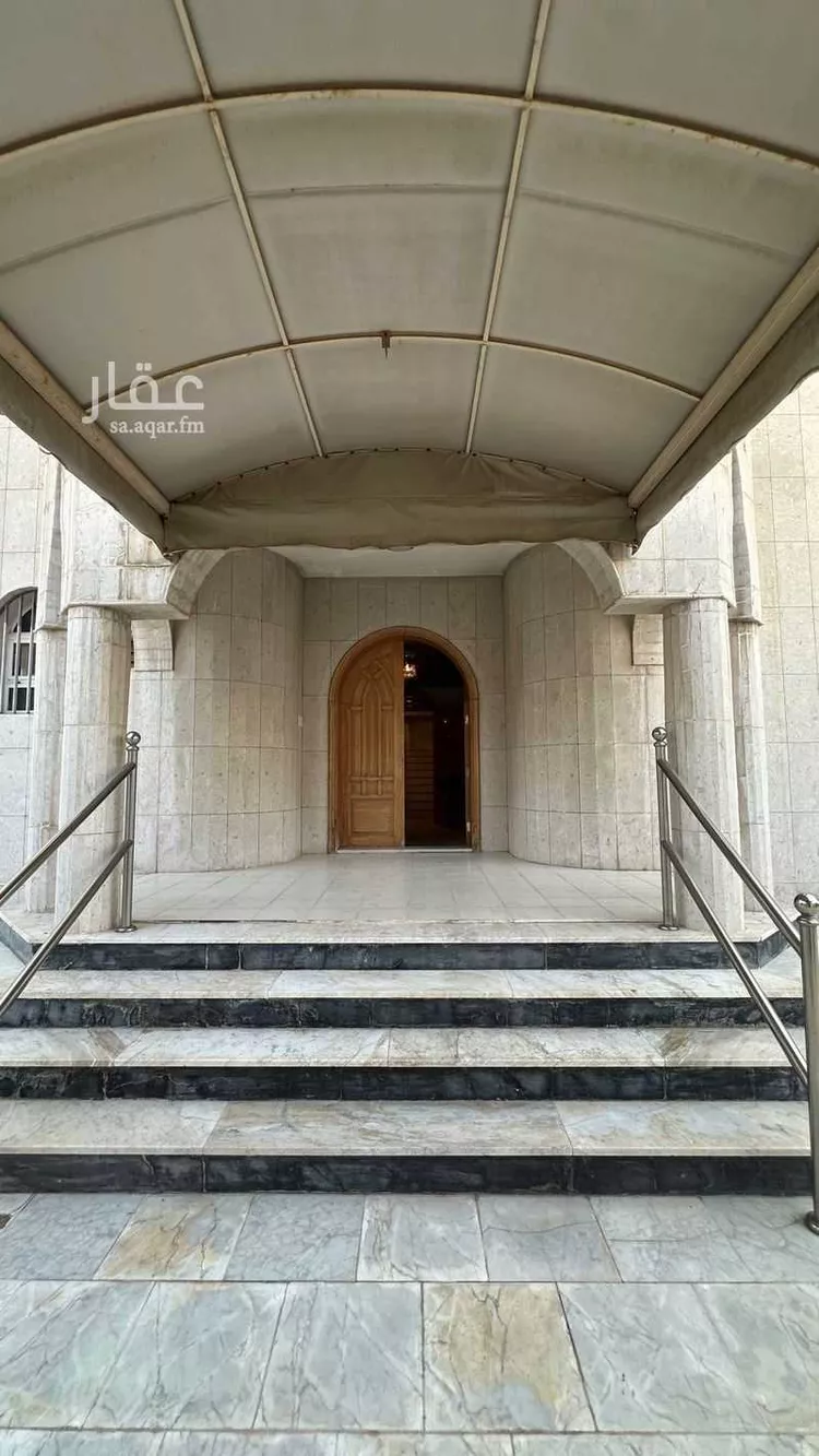 فيلا للبيع في شارع ثمامة بن اثال, حي الجامعيين, مدينة الدمام, المنطقة الشرقية 12