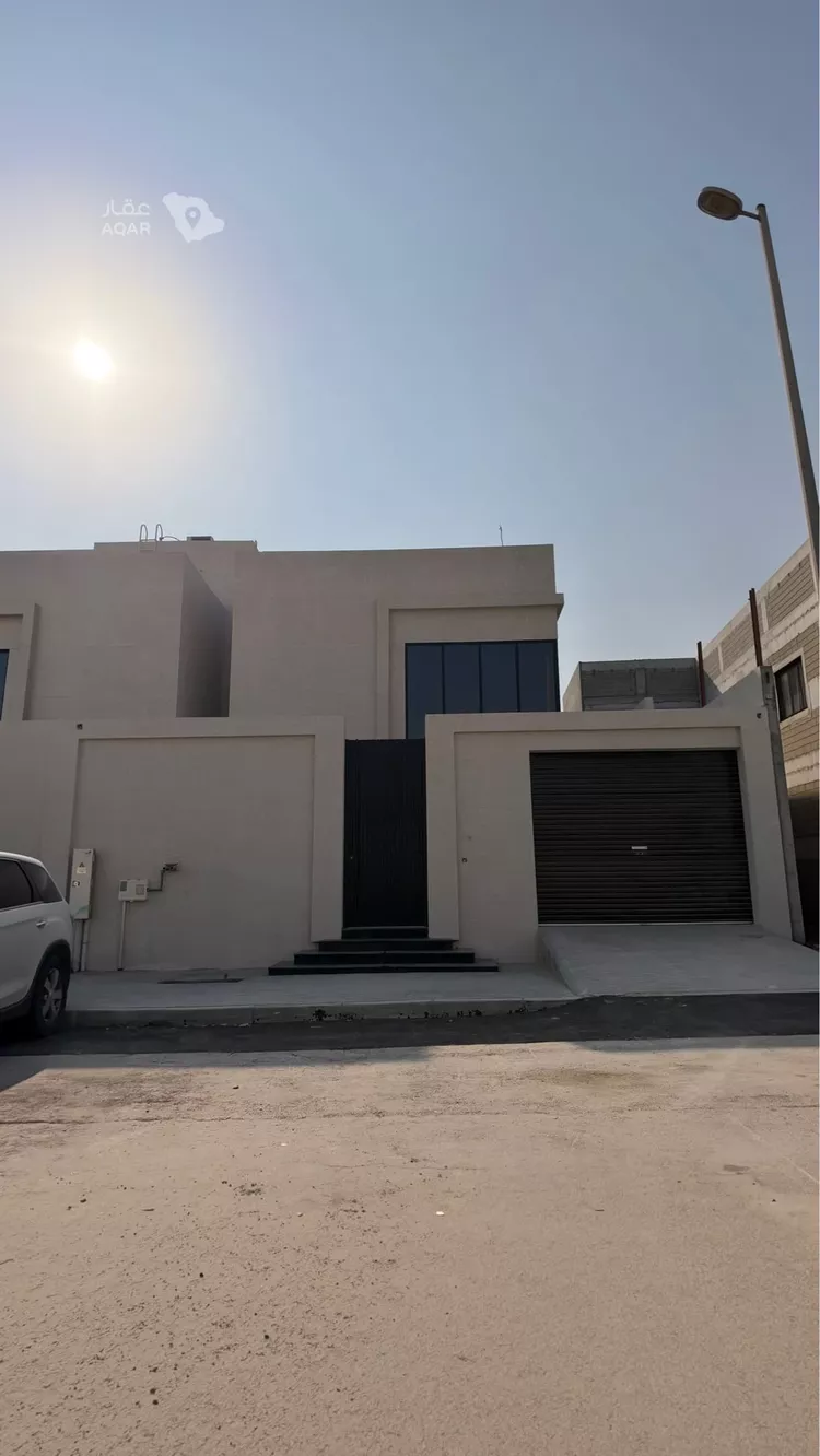 Villa for Sale in Dammam Al Muntazah