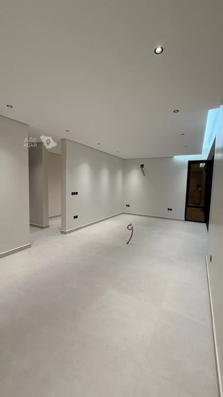Villa for Sale in Dammam Al Muntazah 14