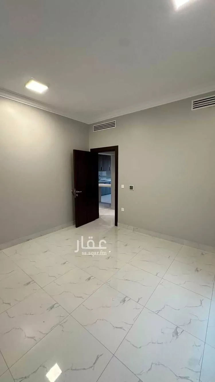 شقة للإيجار في شارع ثابت بن صهيب, حي الروابي, مدينة الخبر, المنطقة الشرقية 6
