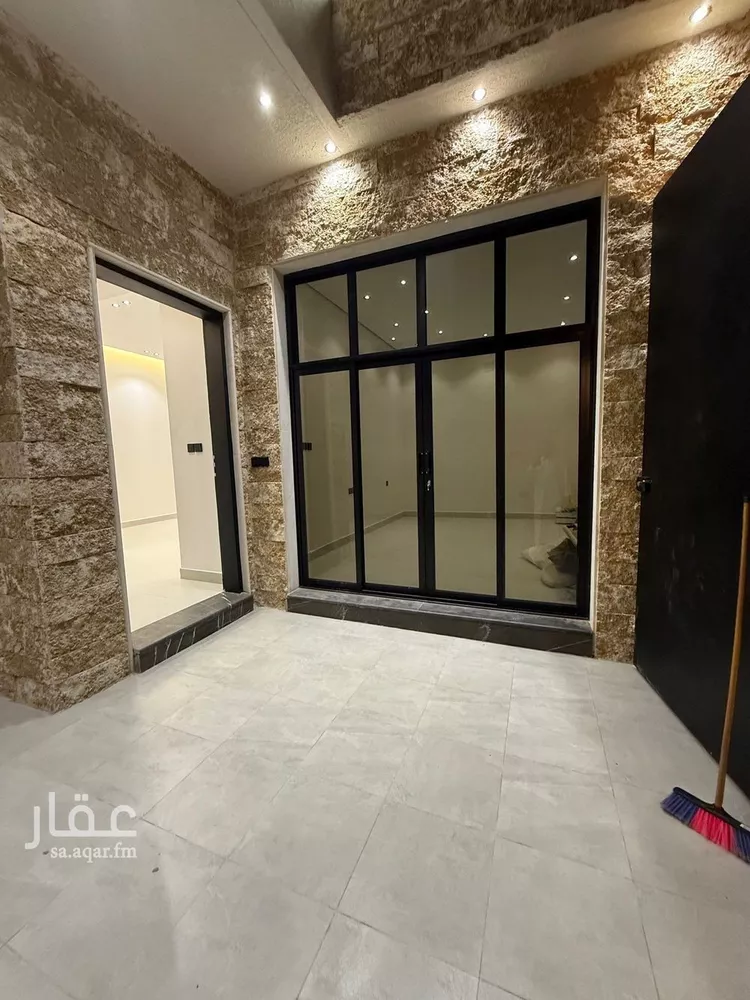 فيلا للبيع في شارع أحمد القيسي, حي الرمال, مدينة الرياض, منطقة الرياض صورة 3