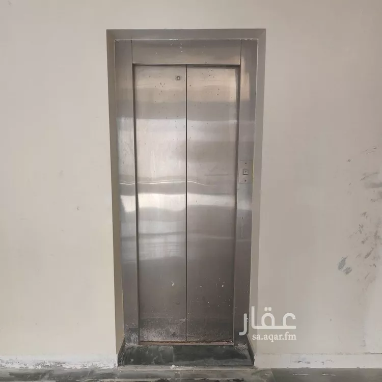 فيلا للبيع في شارع شمس الدين الشافعي, حي الشاطئ الغربي, مدينة الدمام, المنطقة الشرقية صورة 5