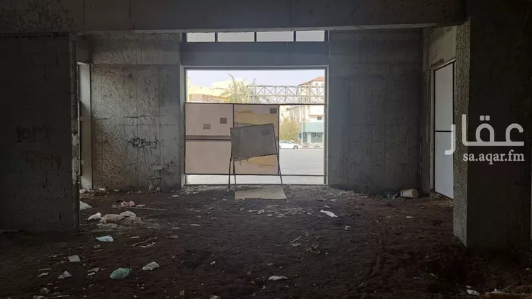 محل للإيجار في شارع محمد بن ناصر, حي الشاطئ, مدينة جازان, منطقة جازان صورة 3