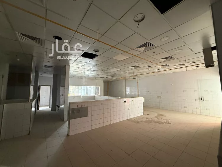 محل للإيجار في شارع الامير فيصل ابن فهد, حي الحزام الأخضر, مدينة الخبر, المنطقة الشرقية صورة 5