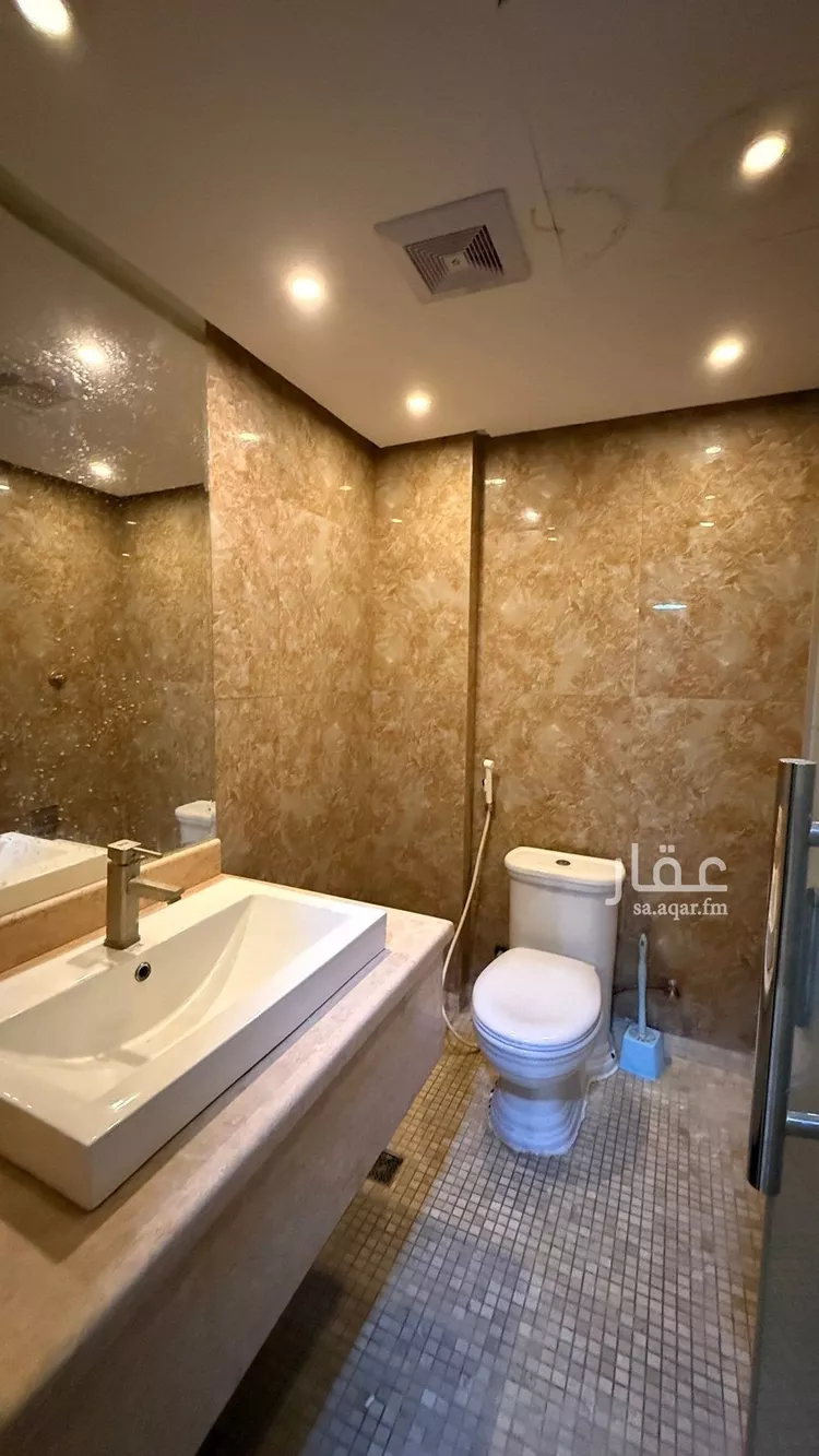 شقة للإيجار في شارع جمال الدين القاسمي, حي الحمراء, مدينة الدمام, المنطقة الشرقية صورة 2