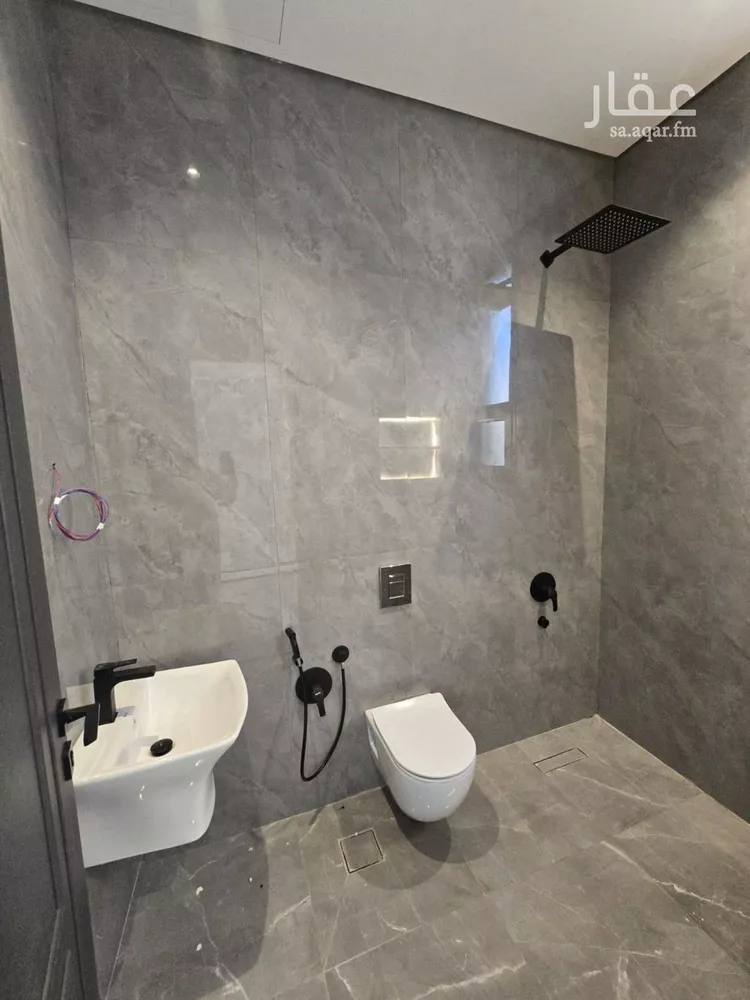 دور للبيع في شارع ابي الفتح القرشي, حي الخليج, مدينة الرياض, منطقة الرياض صورة 3