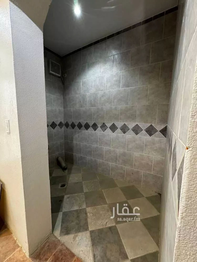 شقة للإيجار في شارع فضالة الغنوي, حي المجيدية, مدينة القطيف, المنطقة الشرقية صورة 3
