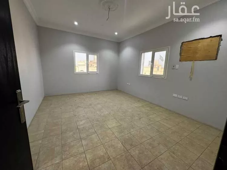 شقة للإيجار في شارع فضالة الغنوي, حي المجيدية, مدينة القطيف, المنطقة الشرقية صورة 4