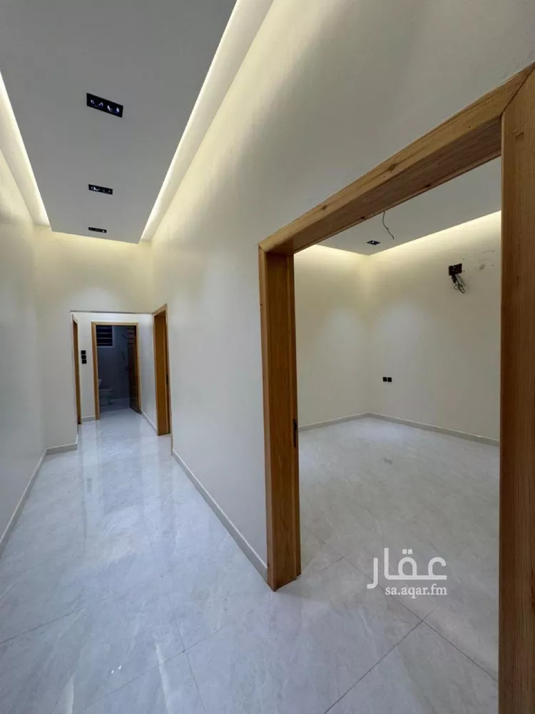 شقة للإيجار في شارع انيس ابن معاذ ابن قيس الانصاري, حي الرونة, مدينة خميس مشيط, منطقة عسير صورة 4