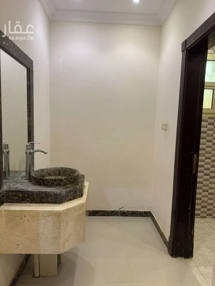 فيلا للإيجار في شارع عبدالجليل بن عبدالله, حي طويق, مدينة الرياض, منطقة الرياض صورة 5
