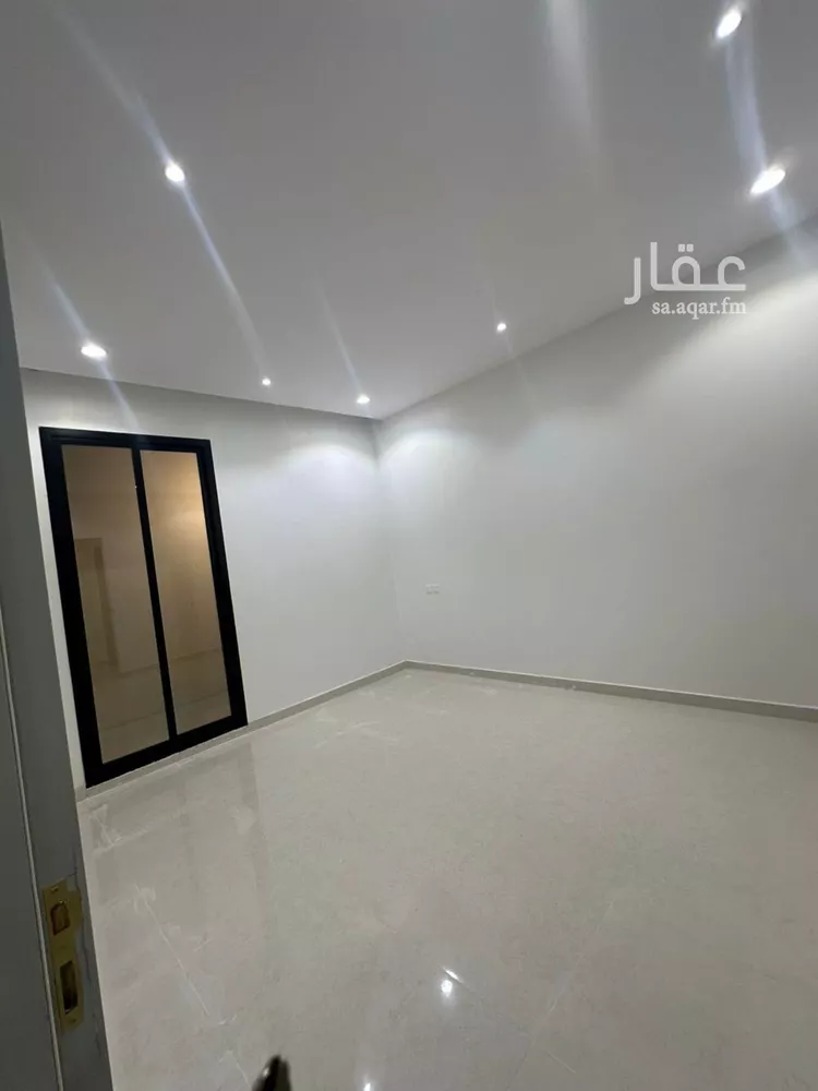 فيلا للبيع في شارع عمر الصفار, حي المرجان, مدينة الرياض, منطقة الرياض صورة 4