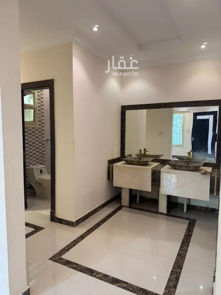 فيلا للإيجار في شارع عبدالجليل بن عبدالله, حي طويق, مدينة الرياض, منطقة الرياض