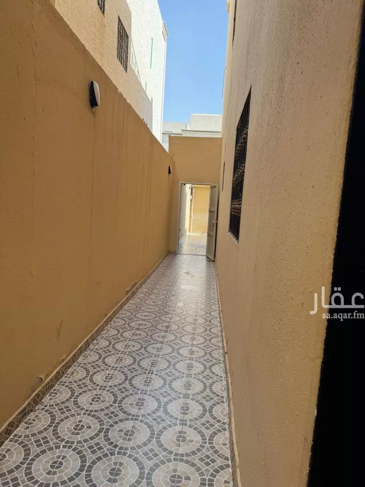 فيلا للبيع في شارع علي بن السخاوي, حي الرمال, مدينة الرياض, منطقة الرياض صورة 2