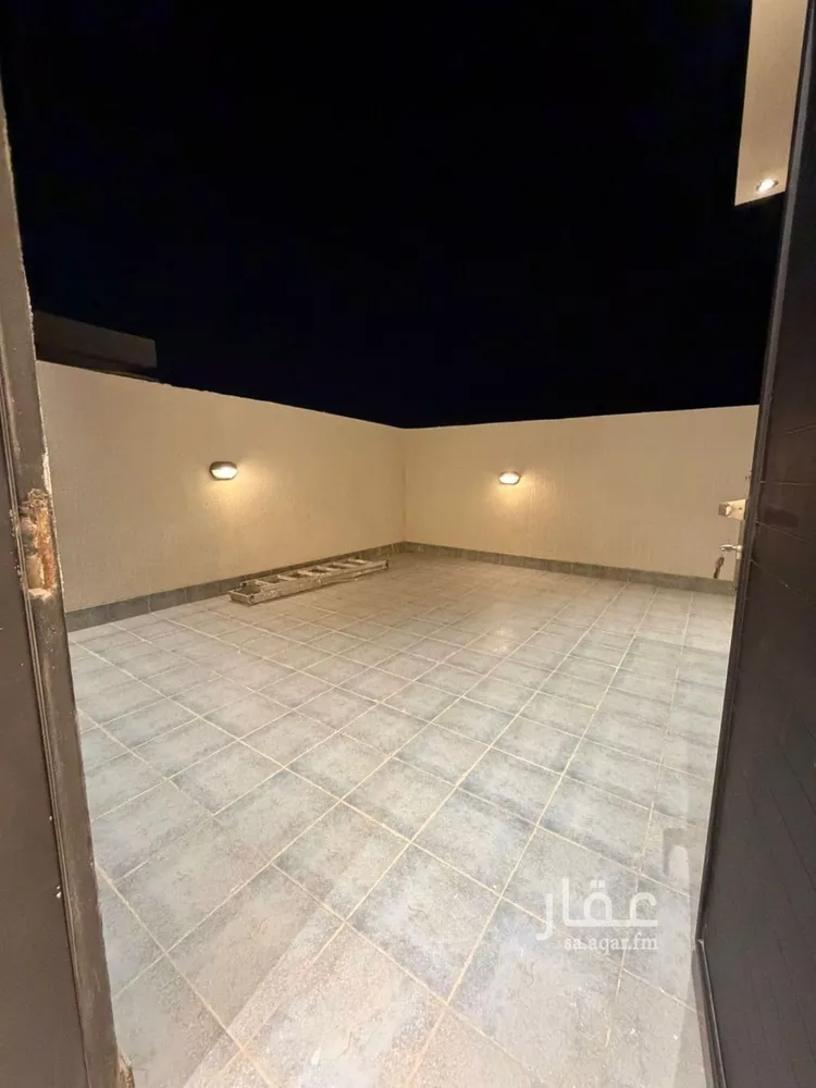 فيلا للإيجار في شارع رقم 42, حي ظهرة لبن, مدينة الرياض, منطقة الرياض صورة 2