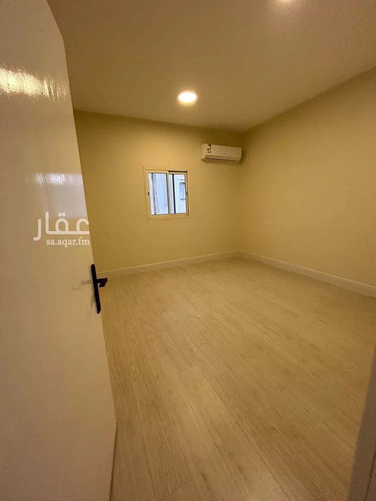 شقة للإيجار في شارع الأمير عبدالله بن سعود بن عبدالله صنيت, حي الصحافة, مدينة الرياض, منطقة الرياض صورة 5
