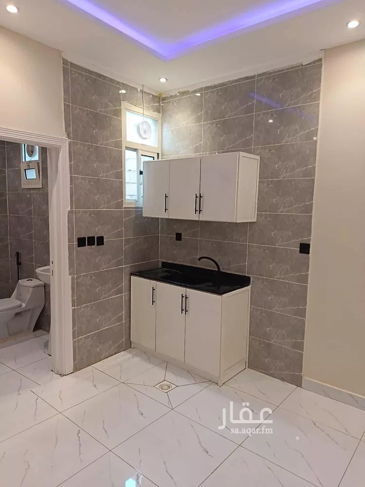 شقة للإيجار في شارع الشيخ حسن بن حسين بن علي, حي إشبيلية, مدينة الرياض, منطقة الرياض صورة 3