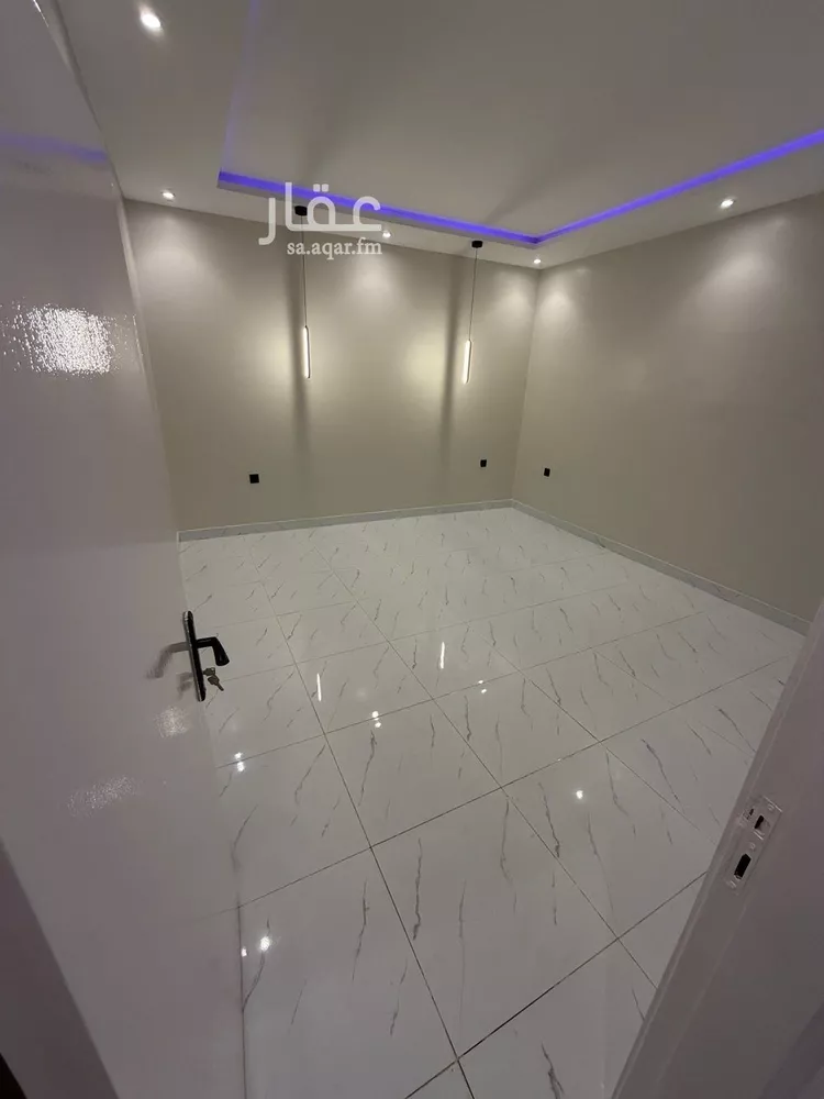 شقة للإيجار في شارع الشيخ حسن بن حسين بن علي, حي إشبيلية, مدينة الرياض, منطقة الرياض صورة 5